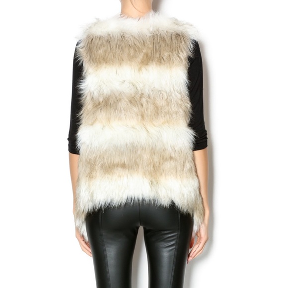 NWT faux fur vest - Picture 2 of 5